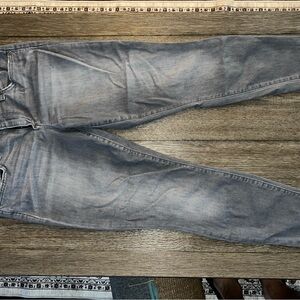 Barely used Joe’s jeans, 28, stone washed grey